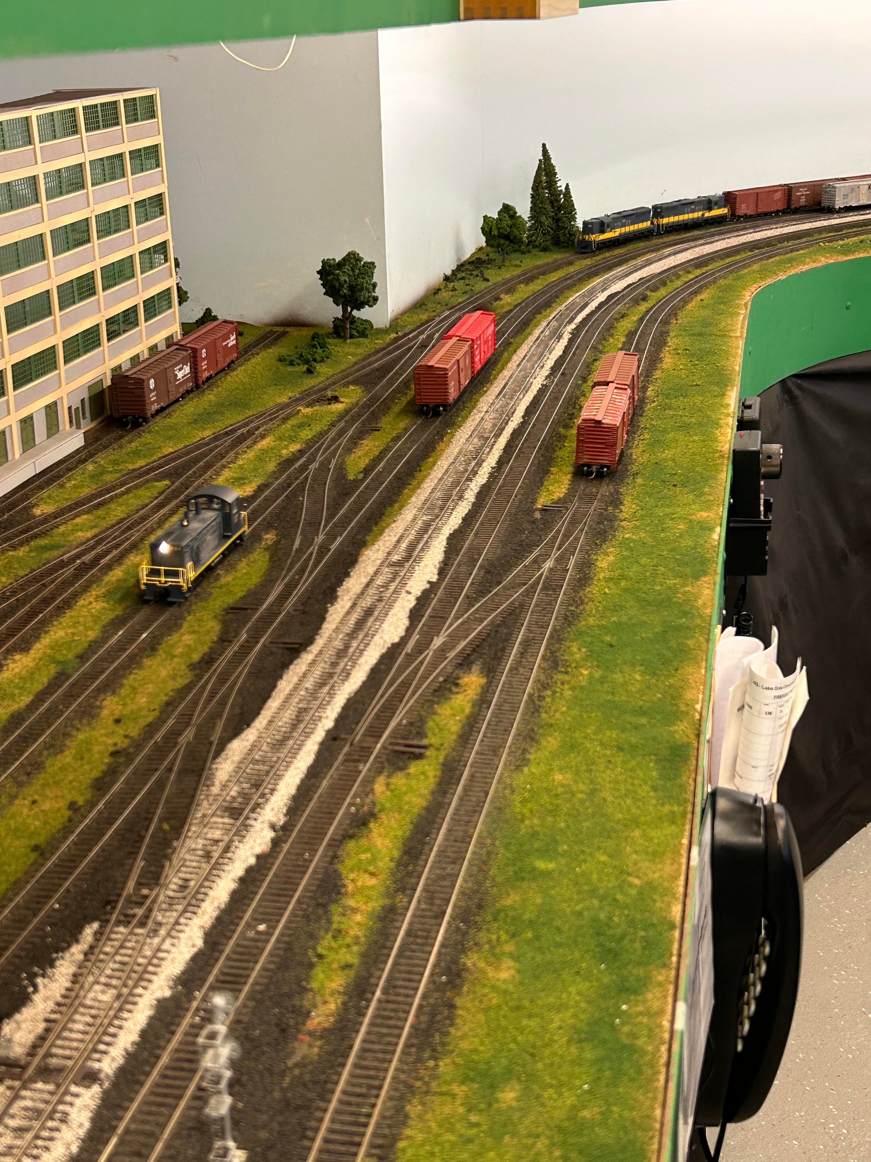 LECS layout